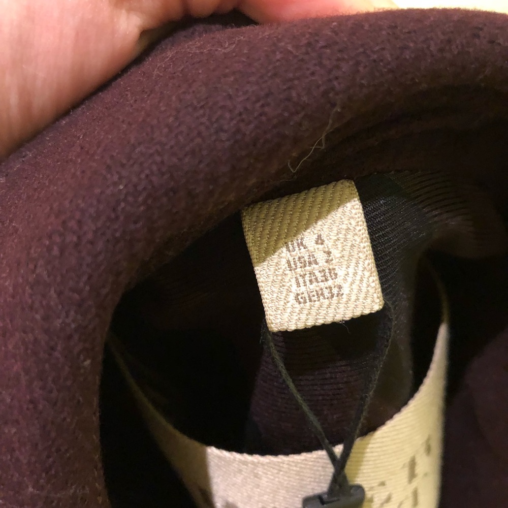 Coat - Picture 4 of 4